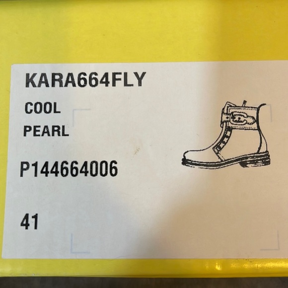 FLY LONDON Boots KARA664FLY zone SIZE 10 Cool pearl opalescent look with buckle - Picture 4 of 10